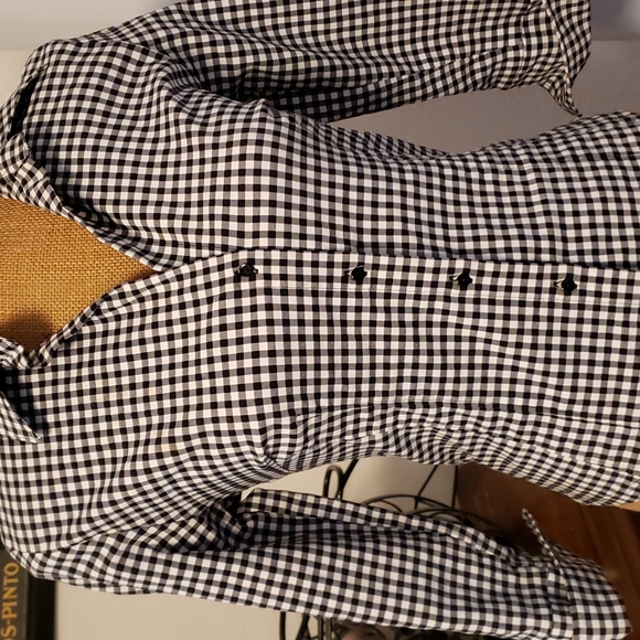 ZARA BACIC - Picture 2 of 11